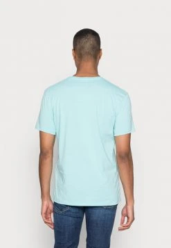 Quiksilver COMP LOGO SS - T-shirt Imprimé - Blue 9 Quiksilver COMP LOGO SS - T-shirt Imprimé - Blue -Quiksilver Soldes 004f41f7bb984b0ca0c6d165de6d24bb