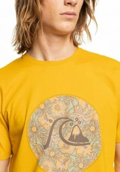 Quiksilver JUNGLE BOOGIE - T-shirt Imprimé - Nugget Gold -Quiksilver Soldes 061eba10d731446da39d908008e79ed9