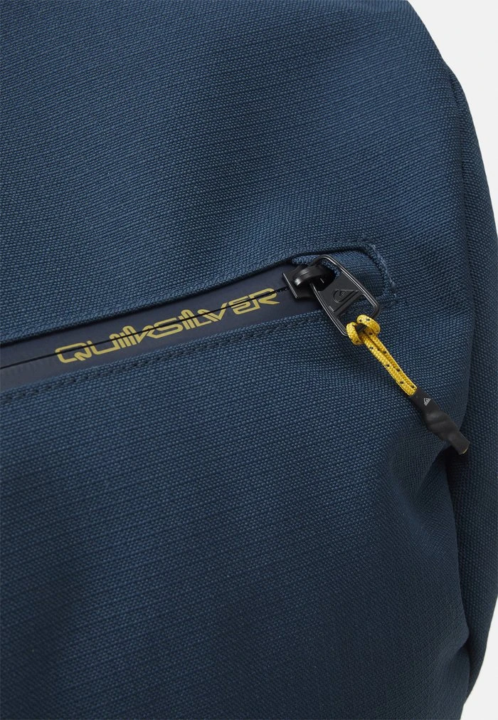 GLEN - Sac à dos - aragon Quiksilver GLEN - Sac à Dos - Aragon -Quiksilver Soldes 122cdf24d9b549269792c30b769d45b4