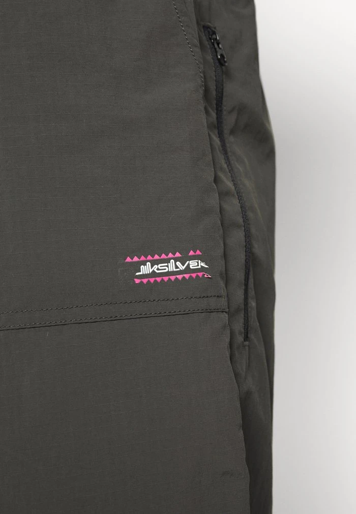 RUN ASHORE - Short de sport - phantom Quiksilver RUN ASHORE - Short De Sport - Phantom -Quiksilver Soldes 16ee24197d9747e4b8a2245b39631f00