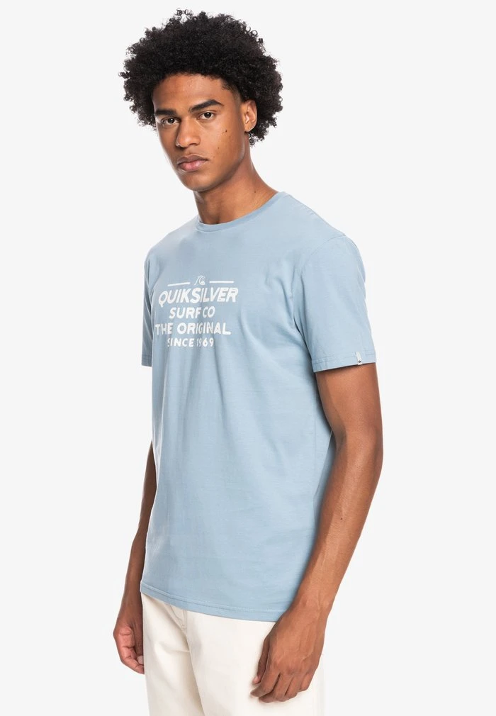 FEEDING LINE MANCHES COURTES - T-shirt imprimé - faded denim Quiksilver FEEDING LINE MANCHES COURTES - T-shirt Imprimé - Faded Denim -Quiksilver Soldes 17c6b07b8b3f460898adbb5464aa2b57