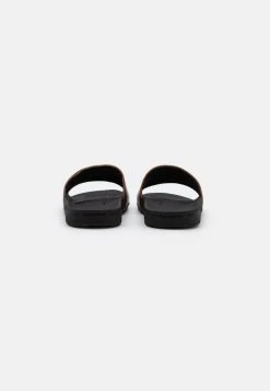 Quiksilver RIVI SLIDE - Mules - Brown/black 10 Quiksilver RIVI SLIDE - Mules - Brown/black -Quiksilver Soldes 1bcd23aeac65441295f48c8299b61063