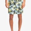 Quiksilver Short De Bain - Buttercup 1 Quiksilver Short De Bain - Buttercup -Quiksilver Soldes 2364f244a2574d5c970ce40dd2b6fce5