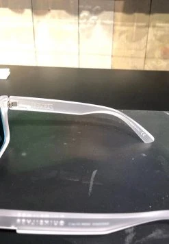 Quiksilver BRUISER - Lunettes De Soleil - Matte Crystal/ml Red -Quiksilver Soldes 2af808244b2240b5bb0f38cf123e0eb5