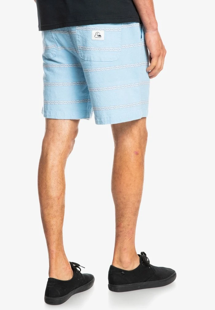 TAXER JACQUARD - Short - airyblue jacq horizontal Quiksilver TAXER JACQUARD - Short - Airyblue Jacq Horizontal -Quiksilver Soldes 2f4619a22e3b40acac5a53fda9454a51