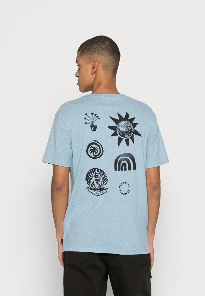 Quiksilver QUIKS GROOVE - T-shirt Imprimé - Faded Denim Heather 5 Quiksilver QUIKS GROOVE - T-shirt Imprimé - Faded Denim Heather – Image 3