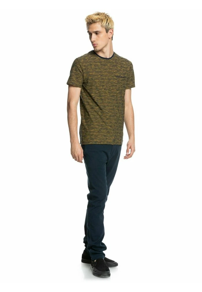Quiksilver KENTIN - T-shirt Imprimé - Nugget Gold Kentin 4 Quiksilver KENTIN - T-shirt Imprimé - Nugget Gold Kentin – Image 2