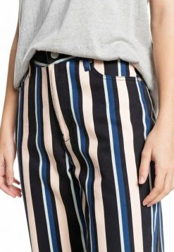 Quiksilver DREAM IS ON - MIT MOM - Pantalons Outdoor - Phantom 11 Quiksilver DREAM IS ON - MIT MOM - Pantalons Outdoor - Phantom -Quiksilver Soldes 425e61156a74430a8f42a1b4e03e2e0b