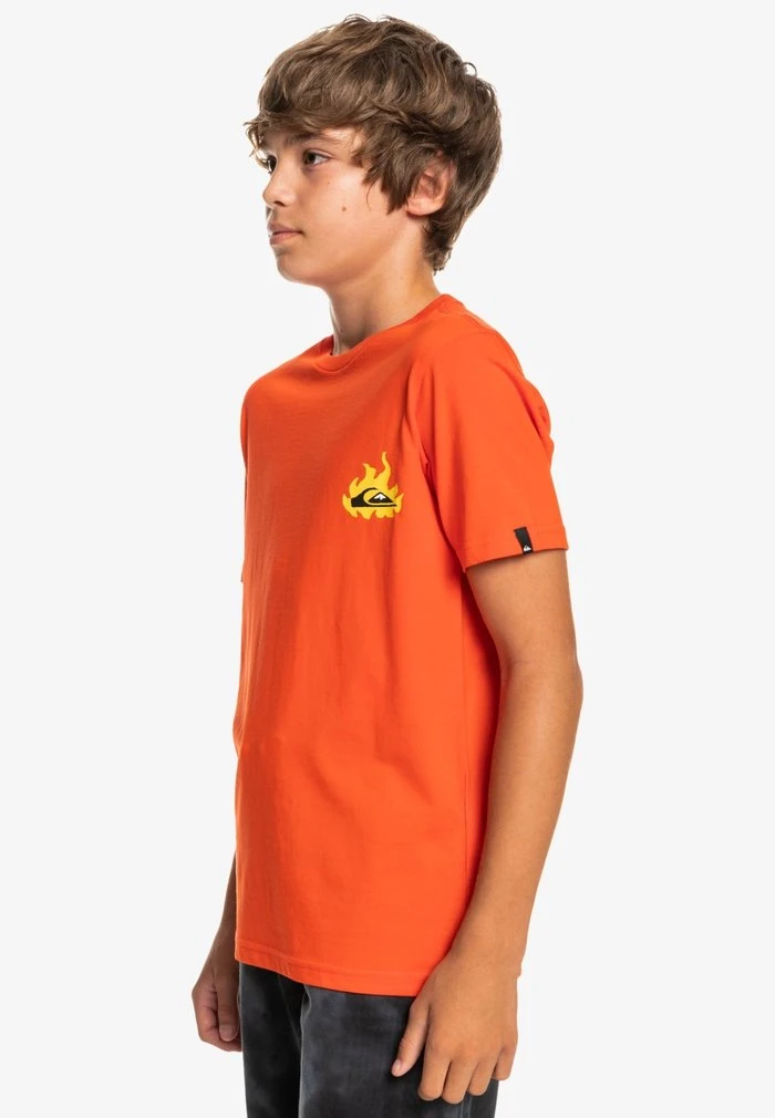 HELLS YEAH SS YTH - T-shirt imprimé - cherry tomato Quiksilver HELLS YEAH SS YTH - T-shirt Imprimé - Cherry Tomato -Quiksilver Soldes 4705d495011f4158ae46963289e8f5ad