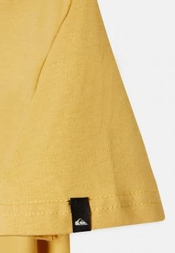 Quiksilver UPRISE SS YTH - T-shirt Imprimé - Rattan 7 Quiksilver UPRISE SS YTH - T-shirt Imprimé - Rattan -Quiksilver Soldes 49cd8b13f09c49cc8fefabe6e4230c0b