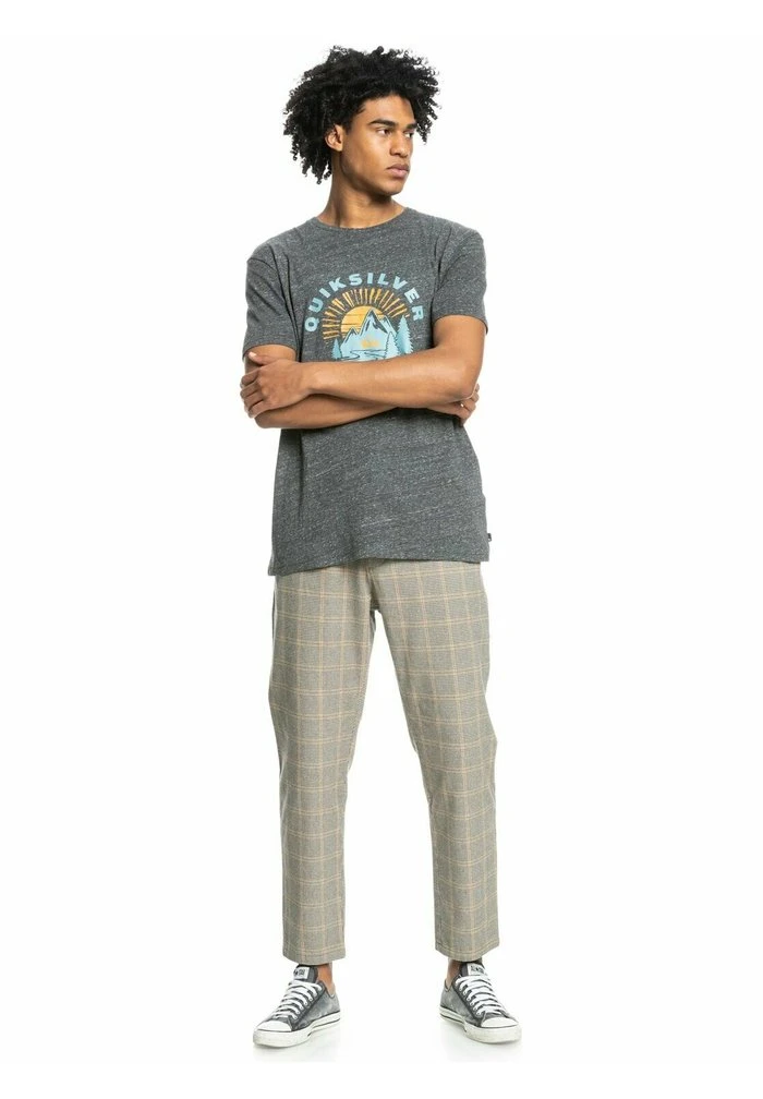 MOUNTAIN SIDE - T-shirt imprimé - charcoal heather Quiksilver MOUNTAIN SIDE - T-shirt Imprimé - Charcoal Heather -Quiksilver Soldes 4aec8585ea2c425c96b0ea57fb51c512