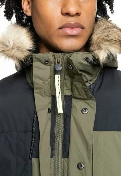 Quiksilver RANGE RUNS - IMPERMÉABLE POUR - Manteau Court - Grape Leaf 10 Quiksilver RANGE RUNS - IMPERMÉABLE POUR - Manteau Court - Grape Leaf -Quiksilver Soldes 527f1bb3732b4f2692b12c7ddab8ddaf