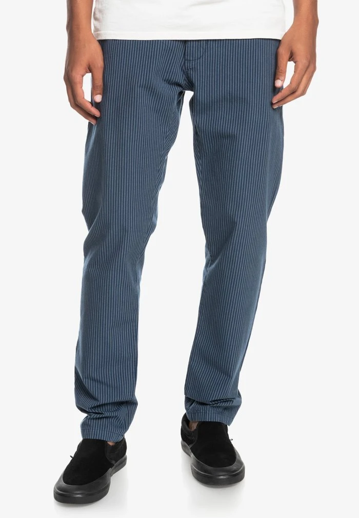 Chino - insignia blue poplin pinstripe Quiksilver Chino - Insignia Blue Poplin Pinstripe -Quiksilver Soldes 6c23f6be3a734b7bb48ee7e1e0a4509c