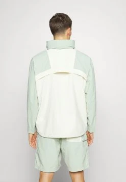 Quiksilver ALTITUDE JACKET - Blouson - Frosty Green -Quiksilver Soldes 6e8571aa14a1482490349ca00a1d2878