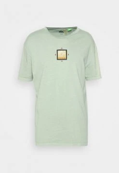 Quiksilver MOUNTAIN RISE TEES - T-shirt Imprimé - Frosty Green 5 Quiksilver MOUNTAIN RISE TEES - T-shirt Imprimé - Frosty Green -Quiksilver Soldes 759622ffe9444b4aa994f9cbe86ae47d