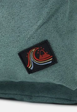 Quiksilver THE POSTER PLUS M BACK PACK UNISEX - Sac à Dos - Sea Pine -Quiksilver Soldes 87fe3b236e174c84a9932f42894282b3