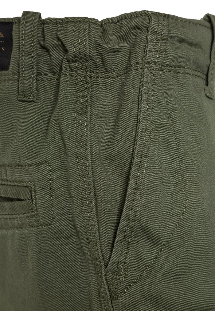 CRUCIAL BATTLE YOUTH - Pantalon cargo - olive Quiksilver CRUCIAL BATTLE YOUTH - Pantalon Cargo - Olive -Quiksilver Soldes 8f163f8207d742a3a84d417184aff1fa