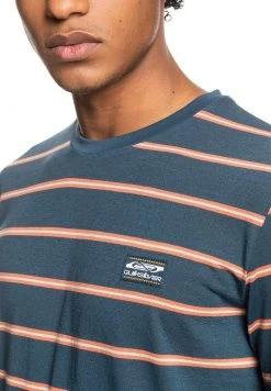 Quiksilver RANGE MANCHES COURTES - T-shirt Imprimé - Midnight Navy Range Stripe -Quiksilver Soldes a543f4c7c7464b7ca63eb51ad5a9b959