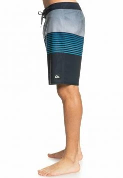 Quiksilver SURFSILK SLAB - Short De Bain - Black 12 Quiksilver SURFSILK SLAB - Short De Bain - Black -Quiksilver Soldes a8817841a33147d3b8275826a37674c7