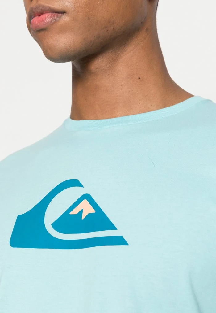 Quiksilver COMP LOGO SS - T-shirt Imprimé - Blue 7 Quiksilver COMP LOGO SS - T-shirt Imprimé - Blue – Image 5
