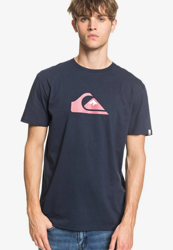 COMPLOGOSS - T-shirt imprimé - navy Quiksilver COMPLOGOSS - T-shirt Imprimé - Navy -Quiksilver Soldes ad0021a9b0dc4ba89fdc0e721f572e4e