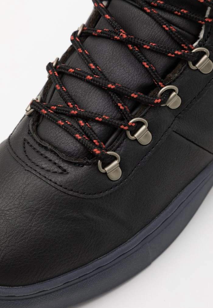 JAX II SHOE - Bottes de neige - solid black Quiksilver JAX II SHOE - Bottes De Neige - Solid Black -Quiksilver Soldes c06ddb6e87294975873873324015d8eb