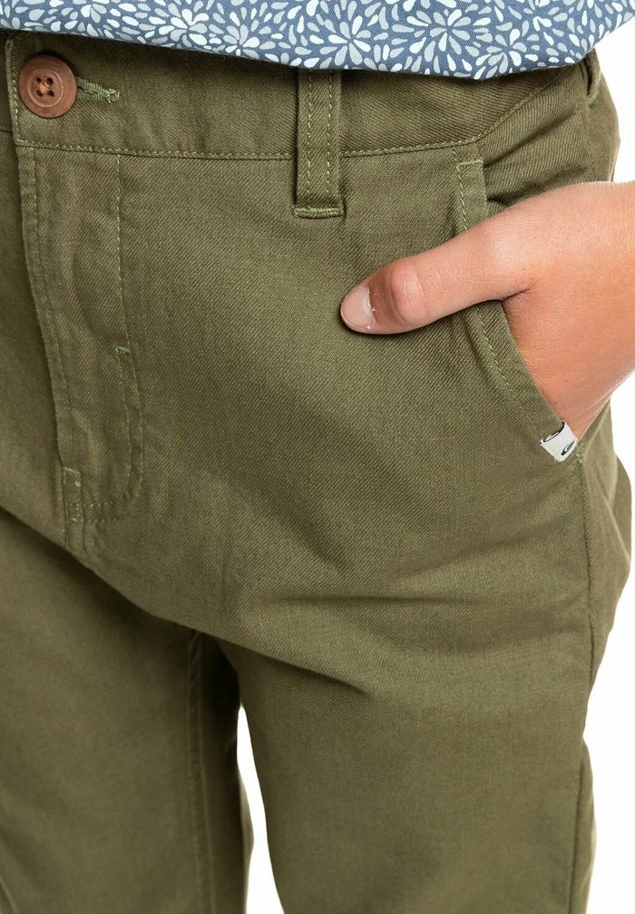 STRETCH - Chino - four leaf clover Quiksilver STRETCH - Chino - Four Leaf Clover -Quiksilver Soldes d49da9678cbb44a6a1bf85c2ede92ad1