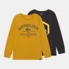 Quiksilver SIMPLE BOLD TEE YOUTH 2 PACK - T-shirt à Manches Longues - Nugget Gold/black -Quiksilver Soldes d716e958e4d34302b169943ab70b5c61