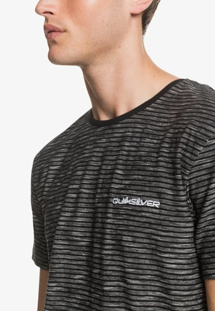 KENTIN - T-shirt imprimé - black city Quiksilver KENTIN - T-shirt Imprimé - Black City -Quiksilver Soldes e6de0fc9ef0147e196255c96d144dc31