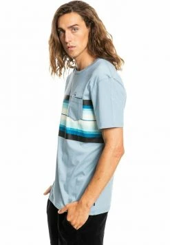 Quiksilver RESIN TINT - T-shirt Imprimé - Faded Denim -Quiksilver Soldes e797d6901ef14204b6addc2ce167ddec