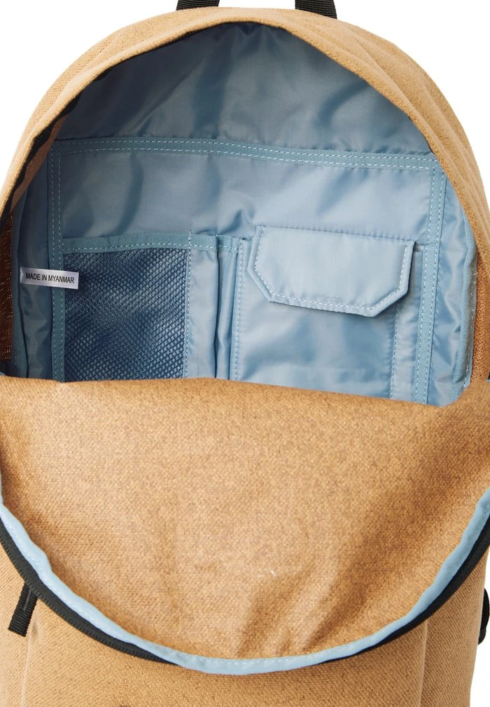 THE POSTER PLUS M BACK PACK UNISEX - Sac à dos - chipmunk Quiksilver THE POSTER PLUS M BACK PACK UNISEX - Sac à Dos - Chipmunk -Quiksilver Soldes ede1ce3ad6e841659682a3a487f99f52